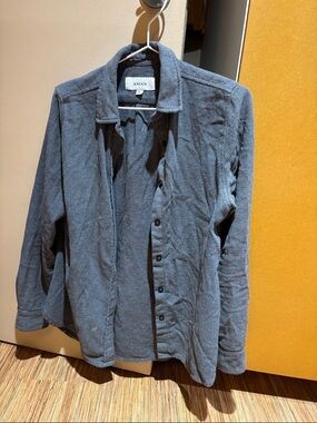 Anian Women's Gray Button-Down Shirt Jacket